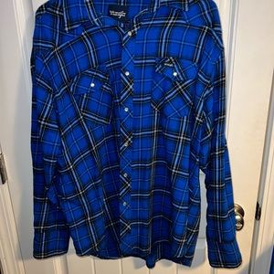 Wrangler Button Up